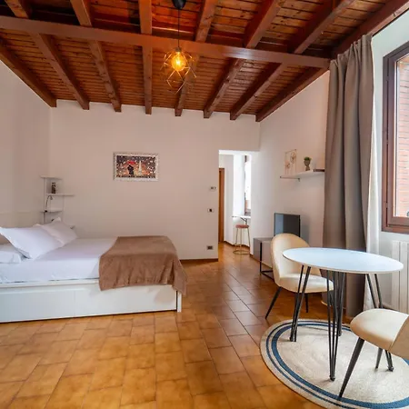 Bronze Studio In By Wonderful Italy Apartment Como