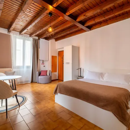 Apartment Bronze In By Wonderful Italy Como